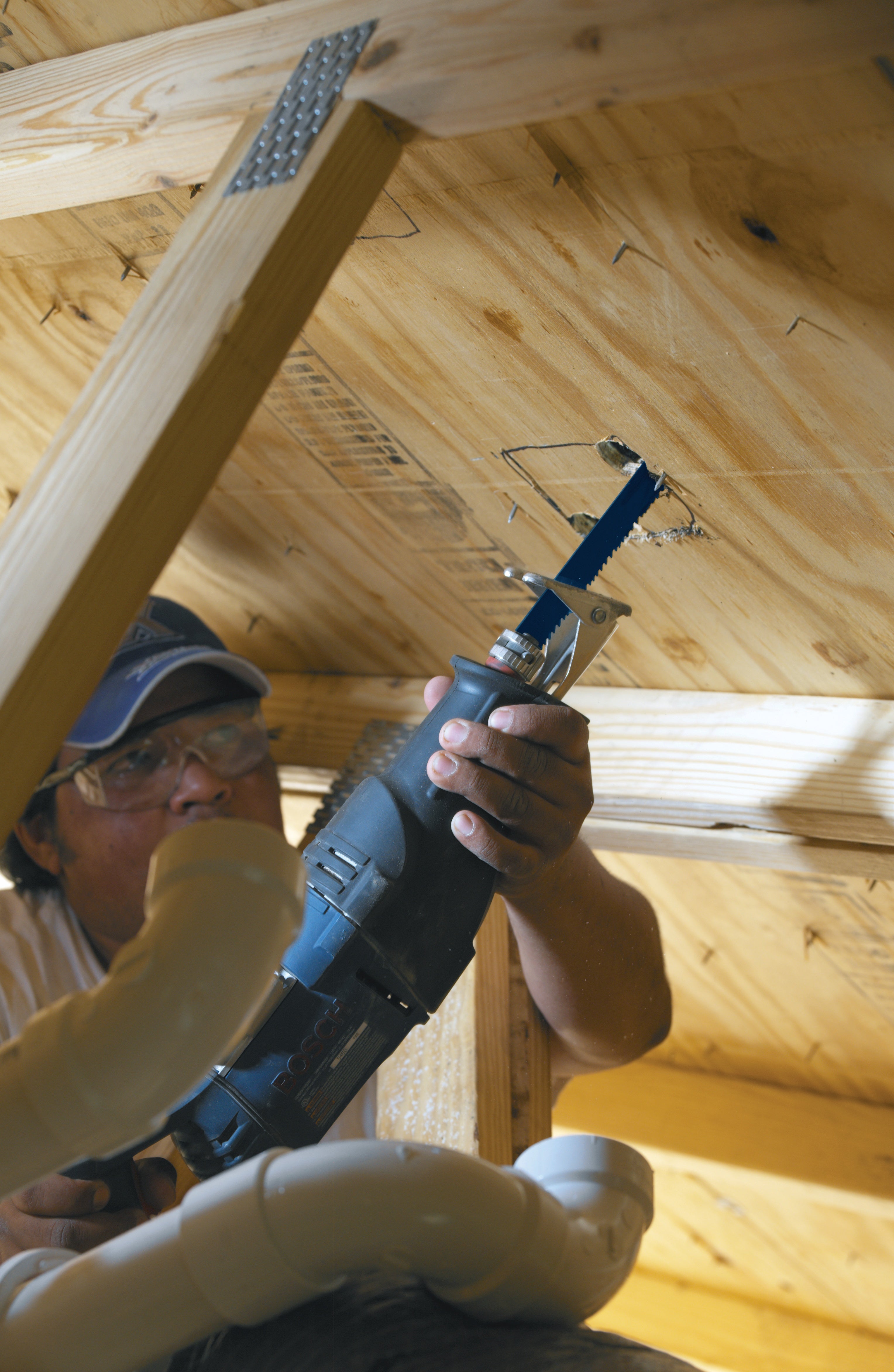 BOSCH RS325 1 In. D-Handle Reciprocating Saw