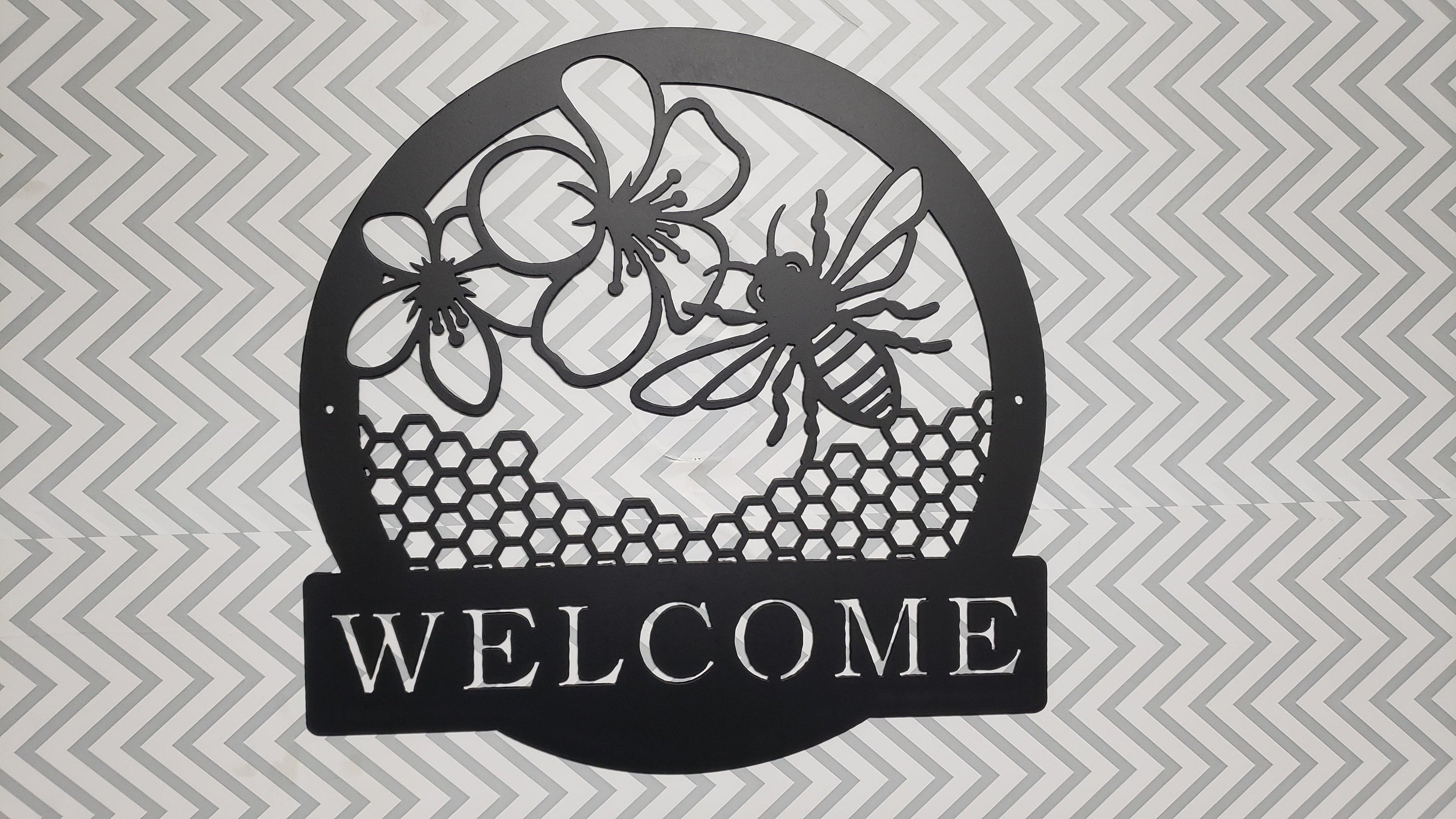 Honey Bee Welcome Sign – Metal Wall Art, Bee Decor for Porch, Garden, Entryway, Custom Steel Welcome Plaque