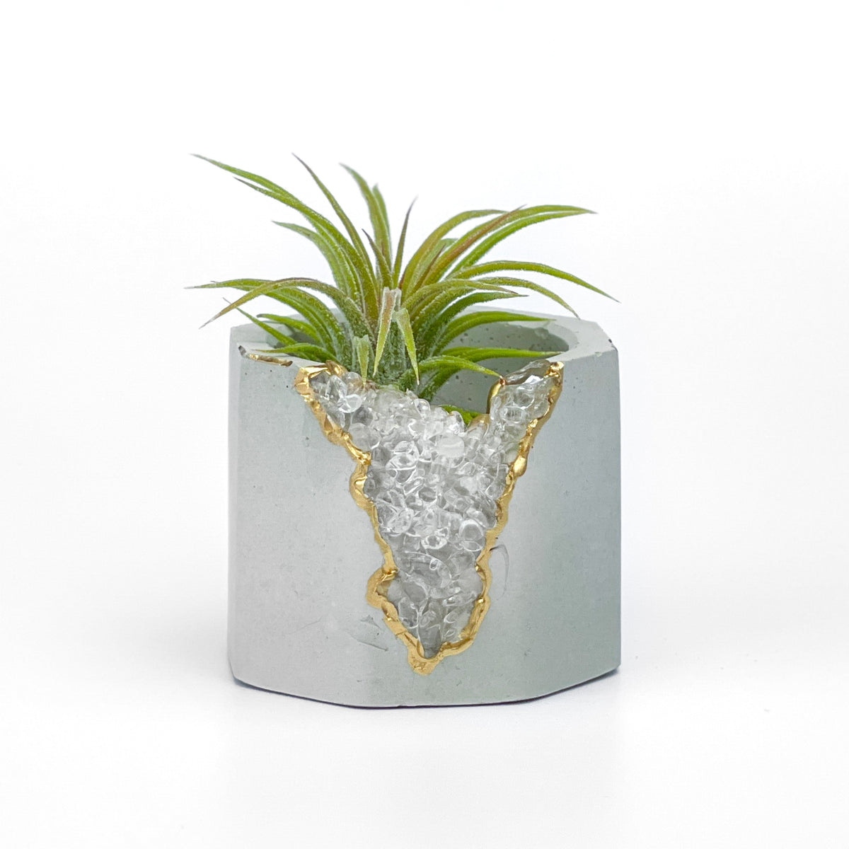 CLEAR QUARTZ GEODE PLANTER