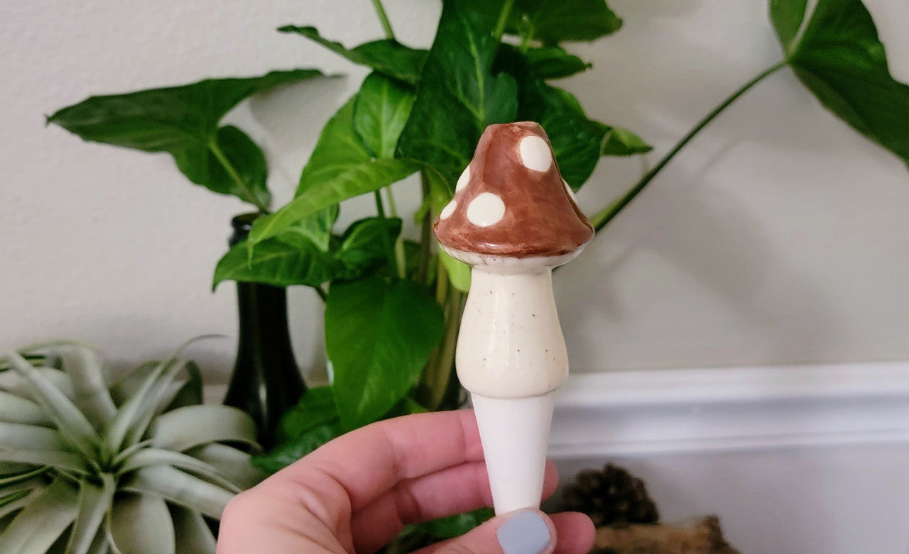 Small Toadstool Watering Spike