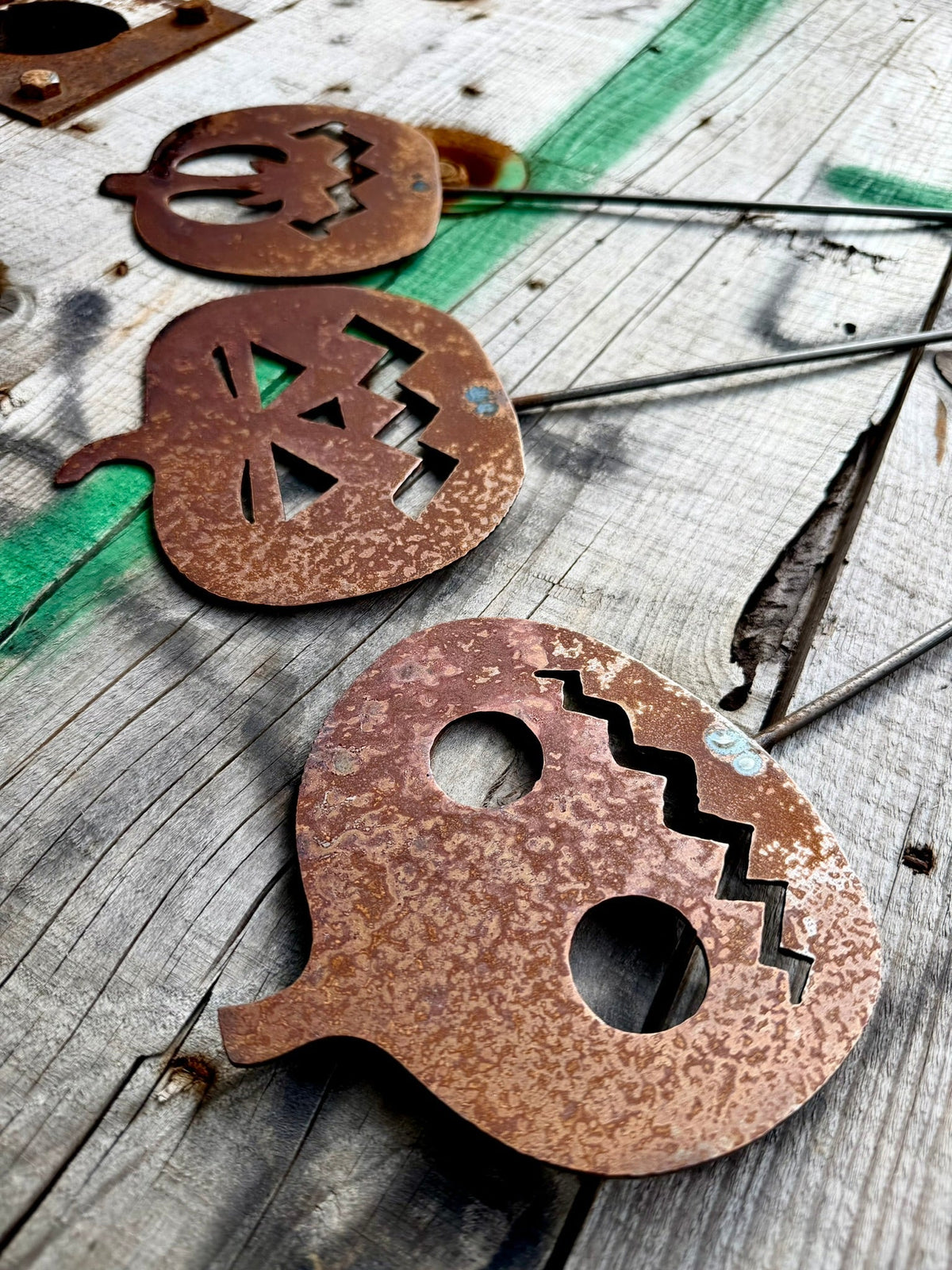 3-Pack Metal Halloween Jack-O-Lanterns Yard Stakes