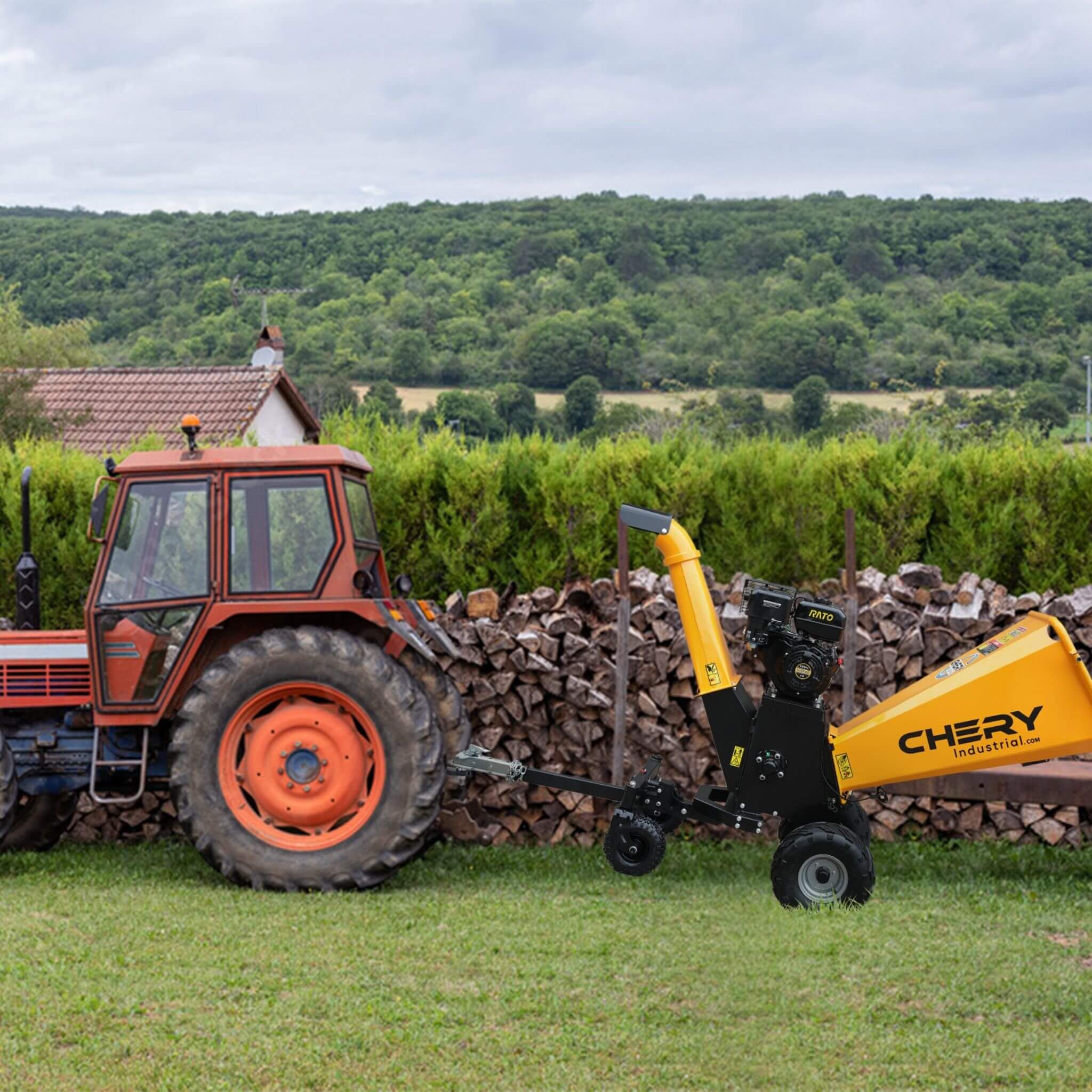 Heavy-Duty 6-Inch 420CC 15HP Gas Wood Chipper Shredder Mulcher With Tow Bar & Safety Stop Bar (SAK42731)