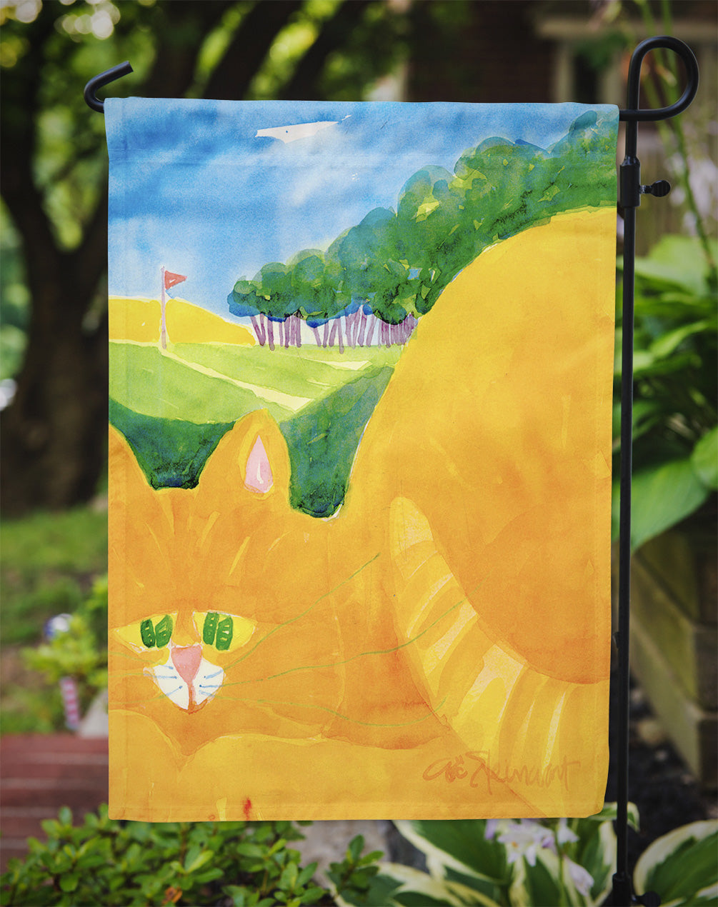 Orange Tabby Cat on the Green Golfer  Garden Flag – Decorative Outdoor Yard Flag