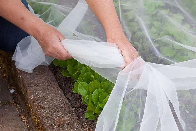 Agfabric Garden Netting 10'x30' Insect Pest Barrier Bird Netting for Garden Protection,Row Cover Mesh Netting for Vegetables Fruit Trees and Plants,White