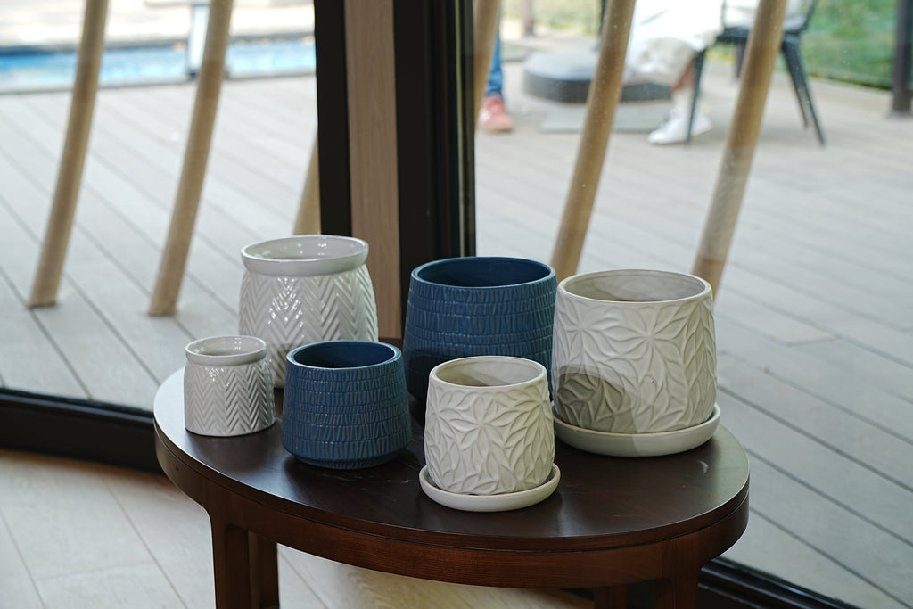 2 Pieces Ceramic Planter Pot, Modern Indoor Outdoor Flowerpot for Patio, Garden, or Windowsills - Gloss White