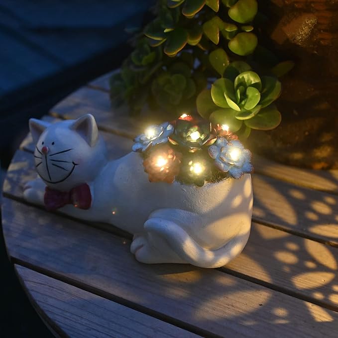 Cat Garden Figurines Outdoor Decor Solar Statue with LED Lights for Patio Lawn Yard Art Decoration Housewarming Garden Gift