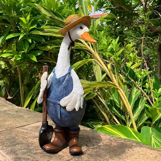 Garden Statues Gardener Couple Duck, Indoor Outdoor Decorations Cute Ducks Art Décor Goose Figurine Ornament for Yard Home Garden Patio and Office (Male)