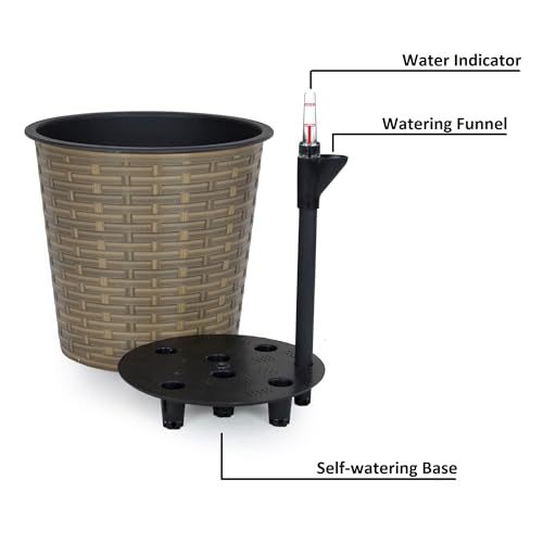 13.4' Self-watering Wicker Decor Planter for Indoor and Outdoor - Round - Natural