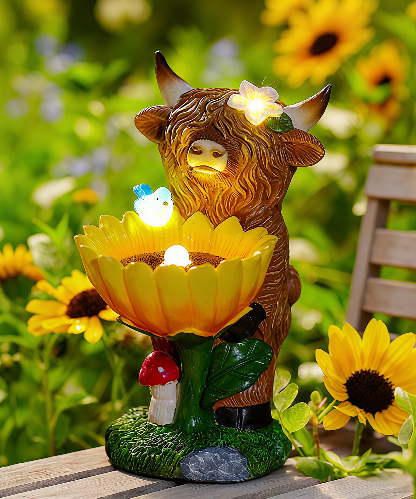 Nacome Solar Highland Cow Garden Decor Outdoor Statue Brown Realistic