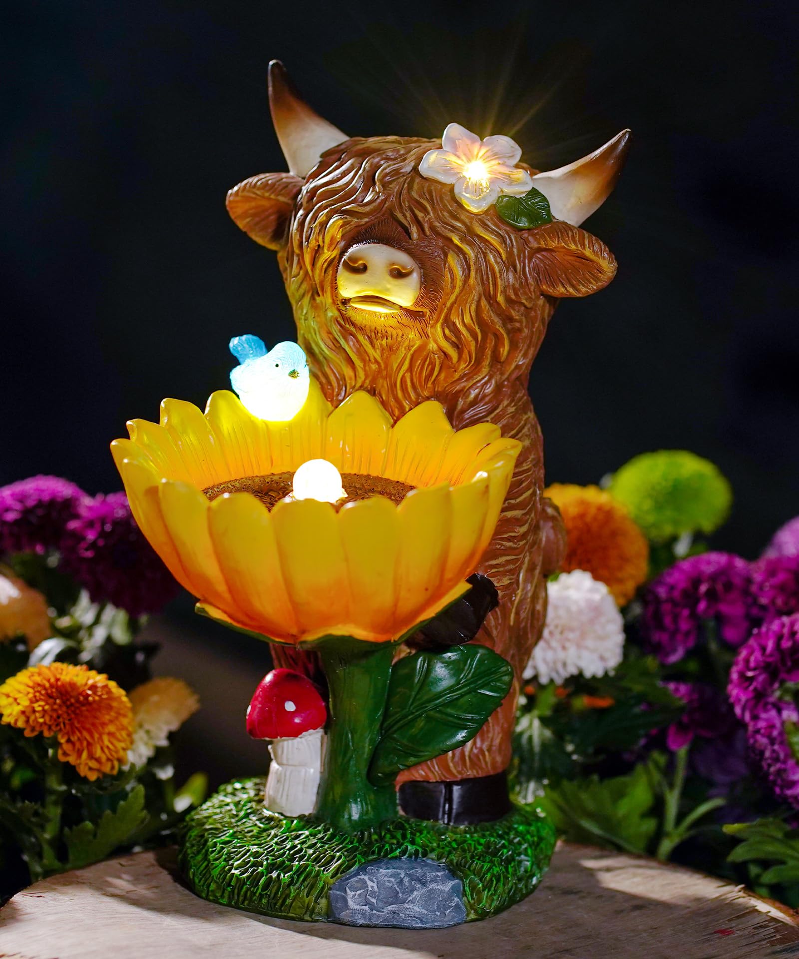 Nacome Solar Highland Cow Garden Decor Outdoor Statue Brown Realistic