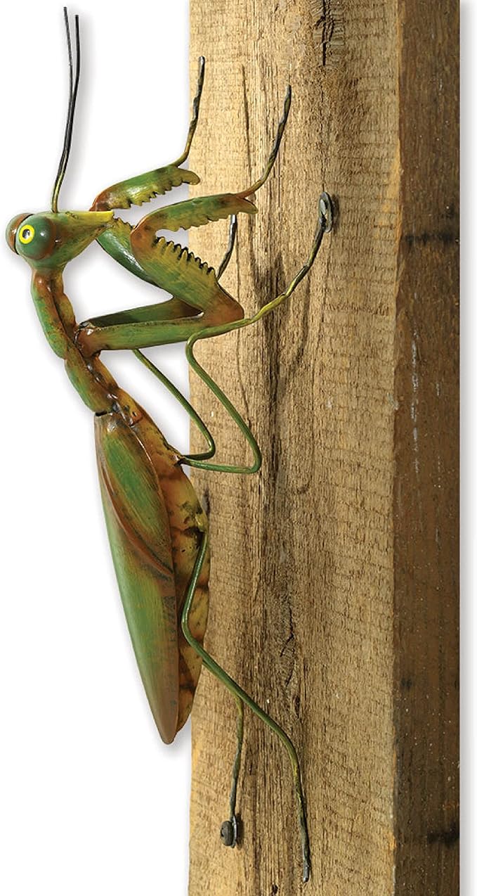 Bits and Pieces - Praying Mantis Tree Hanger - Yard Decorations - Whimsical Tree Sculpture - Outdoor Garden Peeker Tree Hugger Yard Art - 12"x 5"x 3½"