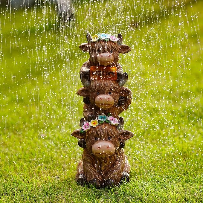 Solar Garden Statues Highland Cow Decoration,Highland Cow Figurine Outdoor Garden Decor Unique Gifts for Women, Mom, Grandma
