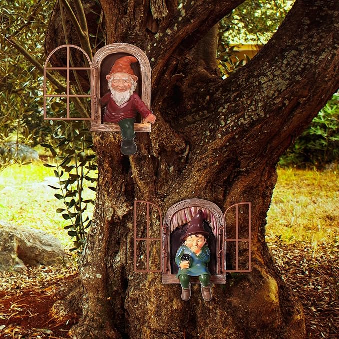 2 Pieces Garden Gnome Statue Elf Out The Door Tree Hugger Garden Peeker Yard Art Tree Sculpture Gnome Decoration Outdoor for Patio Yard Lawn Porch Ornament (Classic Style)