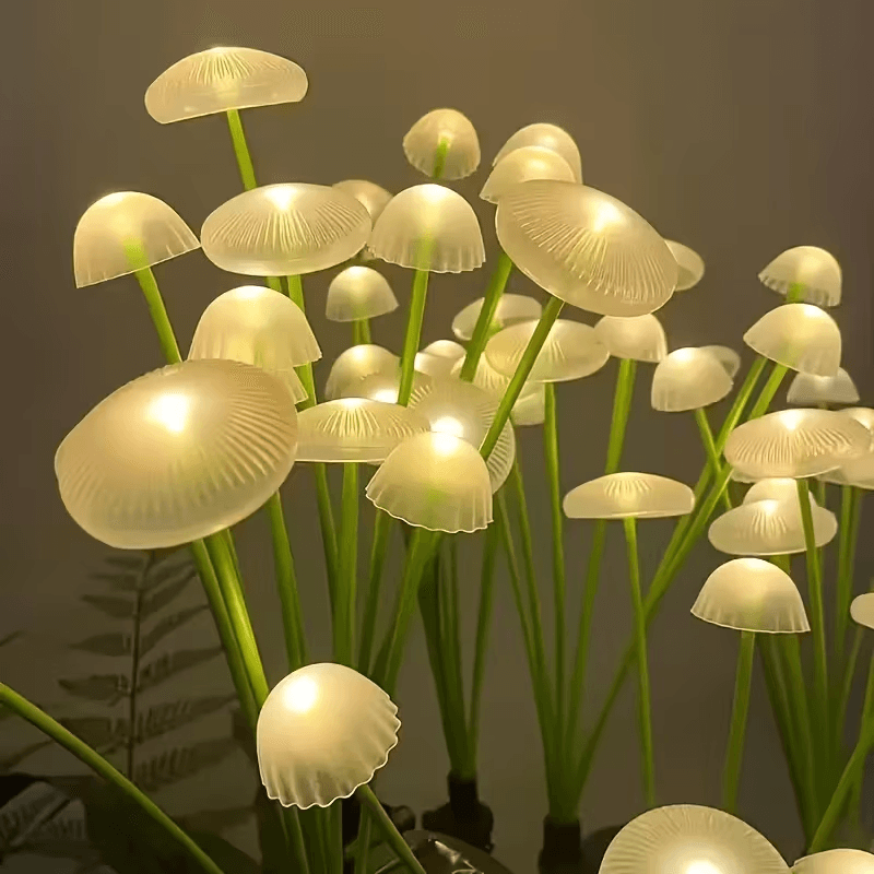 Solar Mushroom/Jellyfish LED Stake Lights – Outdoor Waterproof Garden Decor with Auto On/Off & Warm/RGB Color Modes (IP65, 600mAh)