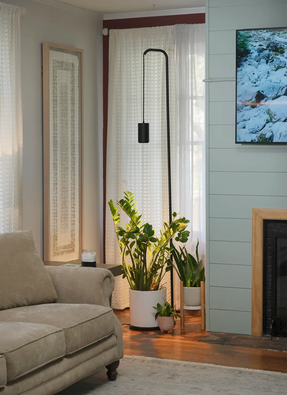 Aspect™ Grow Light with Stello™ Pendant Stand Set