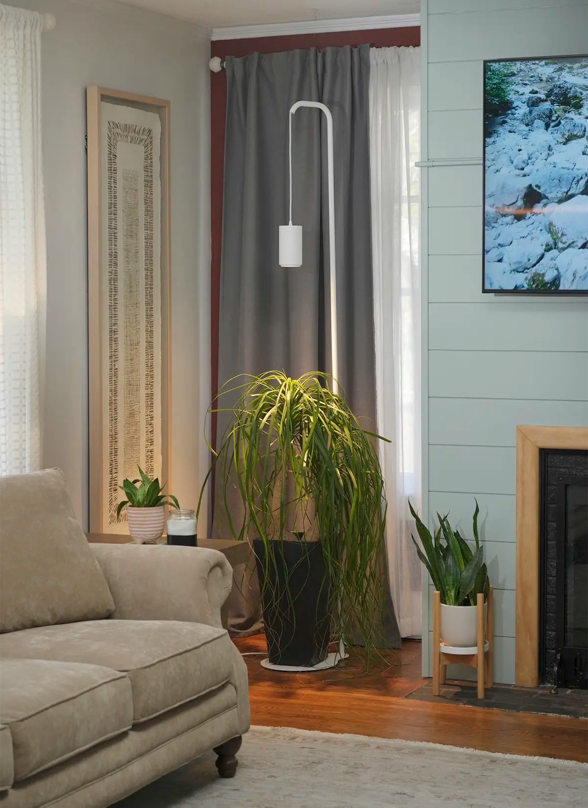 Aspect™ Grow Light with Stello™ Pendant Stand Set