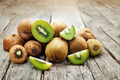 Dwarf Kiwi Seeds 120 Pack – Actinidia deliciosa Fruit Vine for Indoor & Outdoor Garden, Bonsai & Container Growing