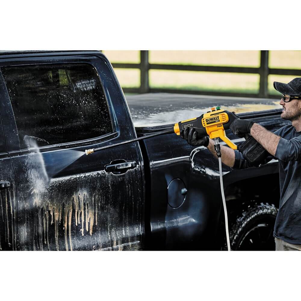 DEWALT DCPW550B 20V MAX* 550 psi Cordless Power Washer (Tool Only)
