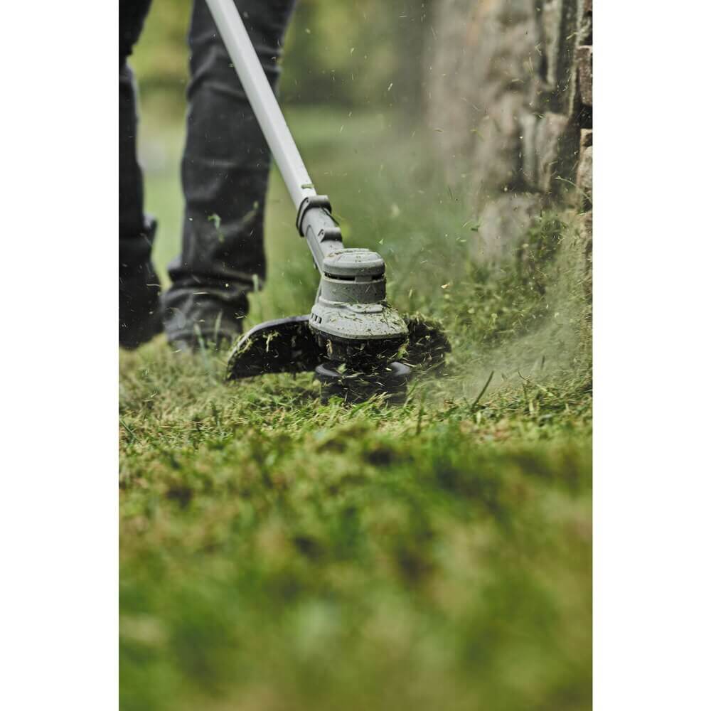 DEWALT DCST922B 20V MAX* 14 in Cordless Folding String Trimmer (Tool Only)