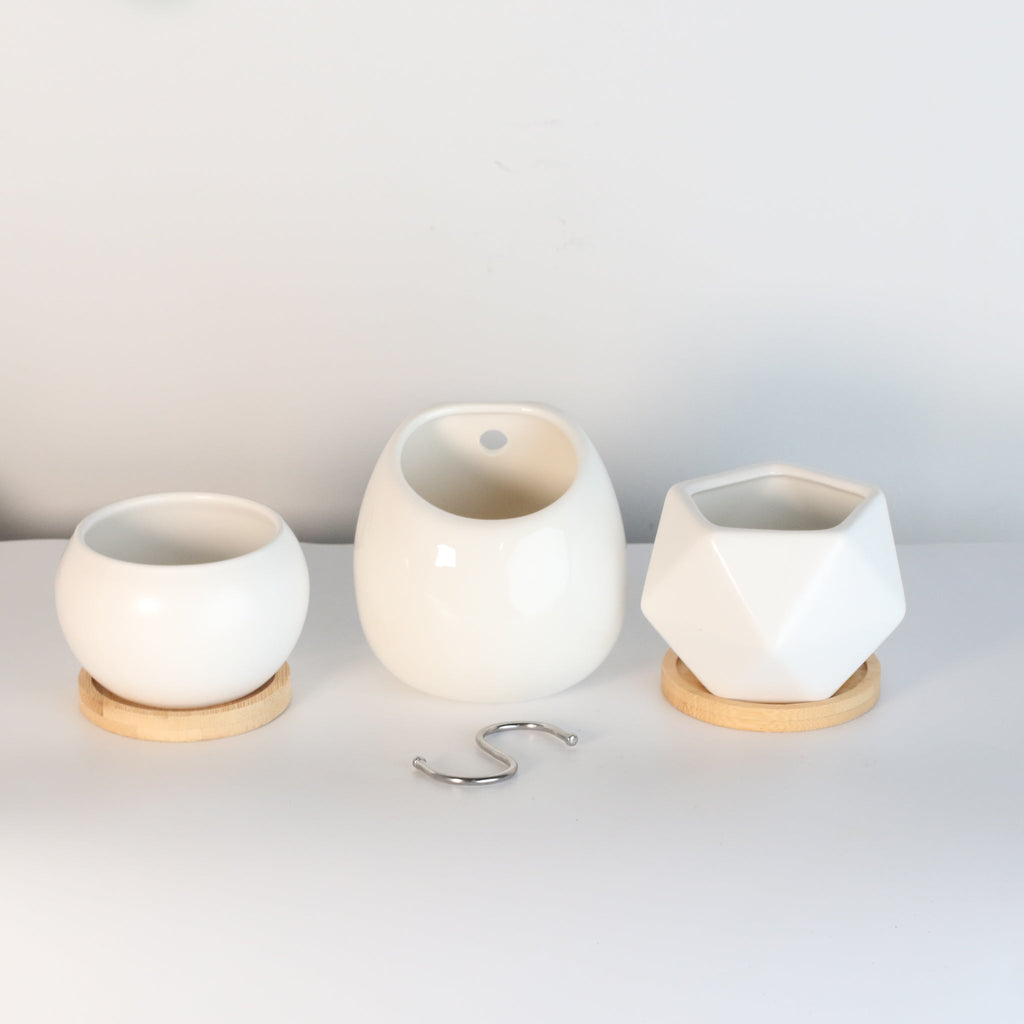 Minimalistic Ceramic White Signature Planter Bundle