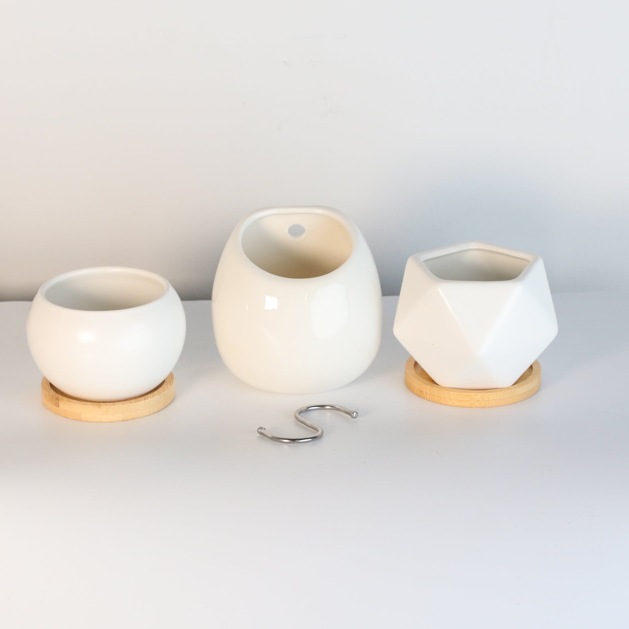 Minimalistic Ceramic White Signature Planter Bundle