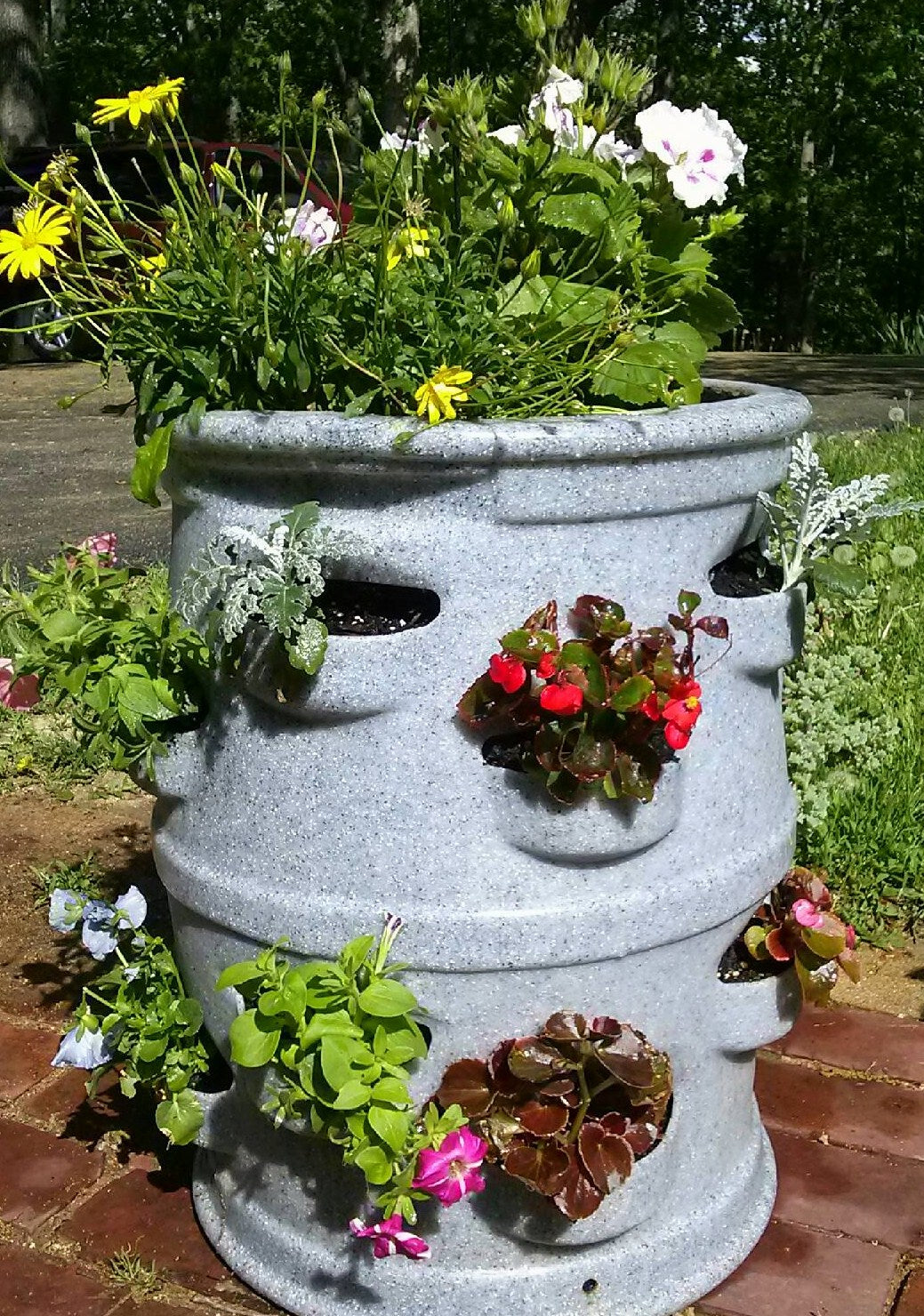 Patio Pocket Planter With Center Watering Tube "Gray Granite”