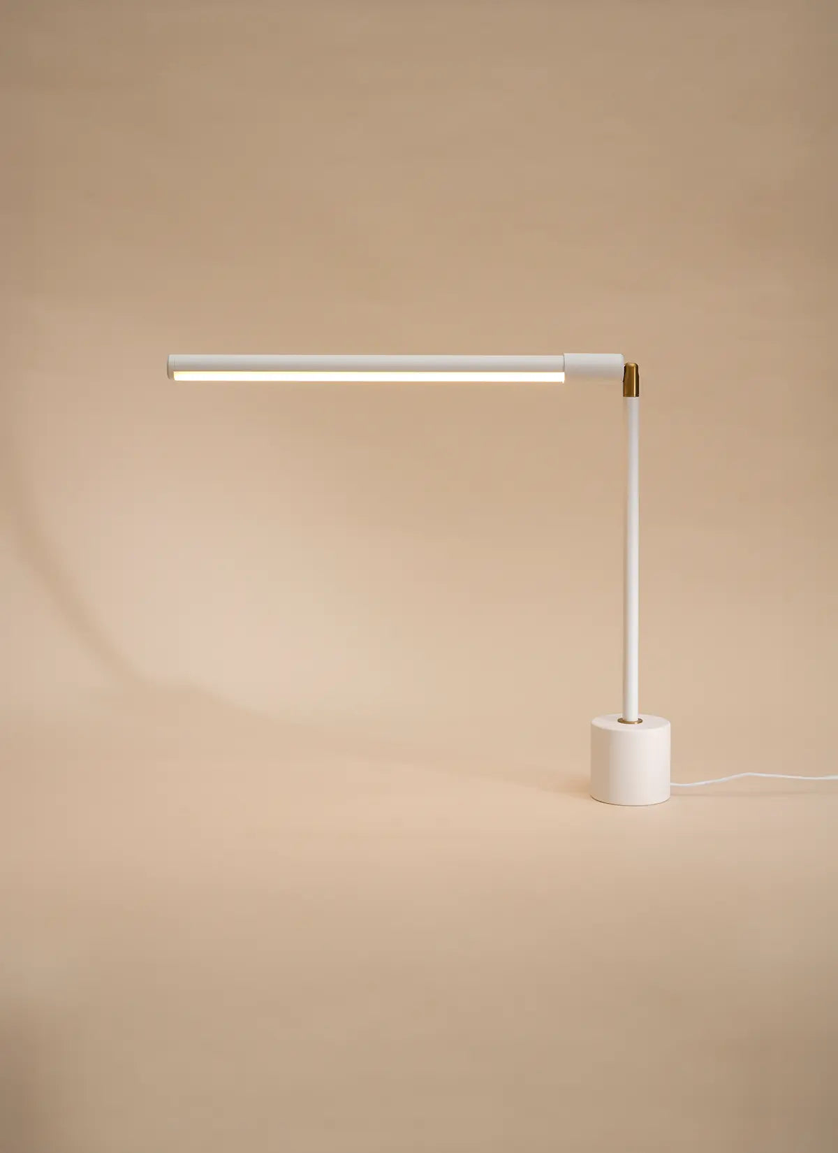 Versa™ Tabletop Grow Light