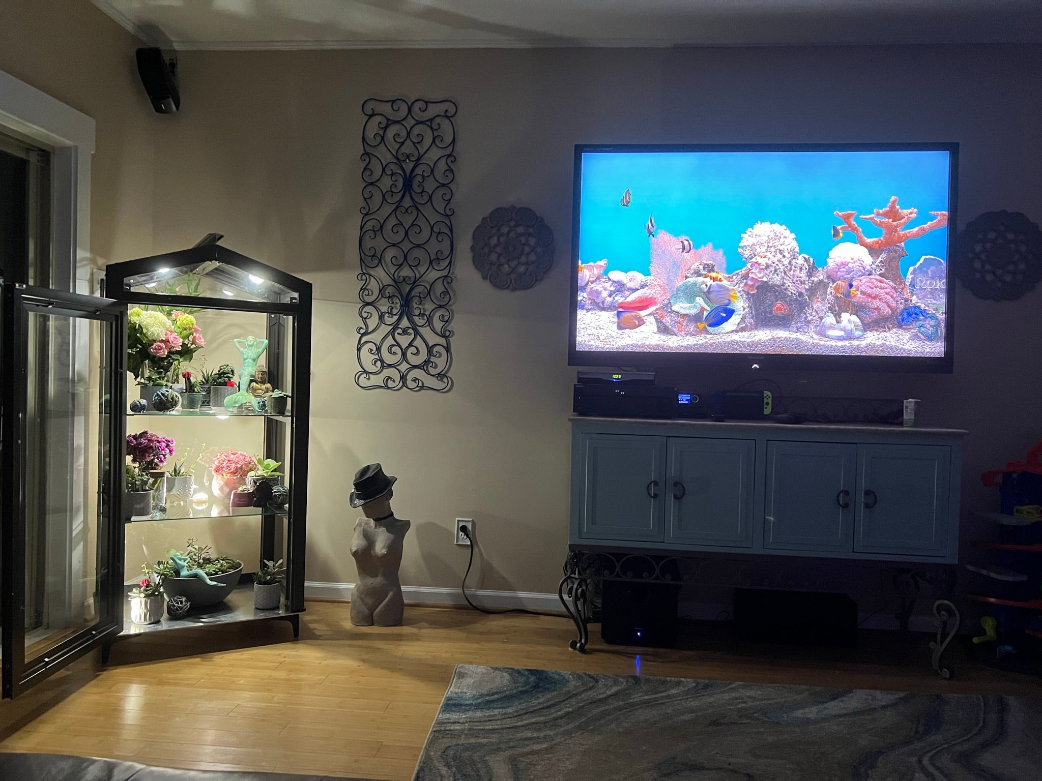 Glass Butterfly Enclosure/Outdoor Garden Cabinet
