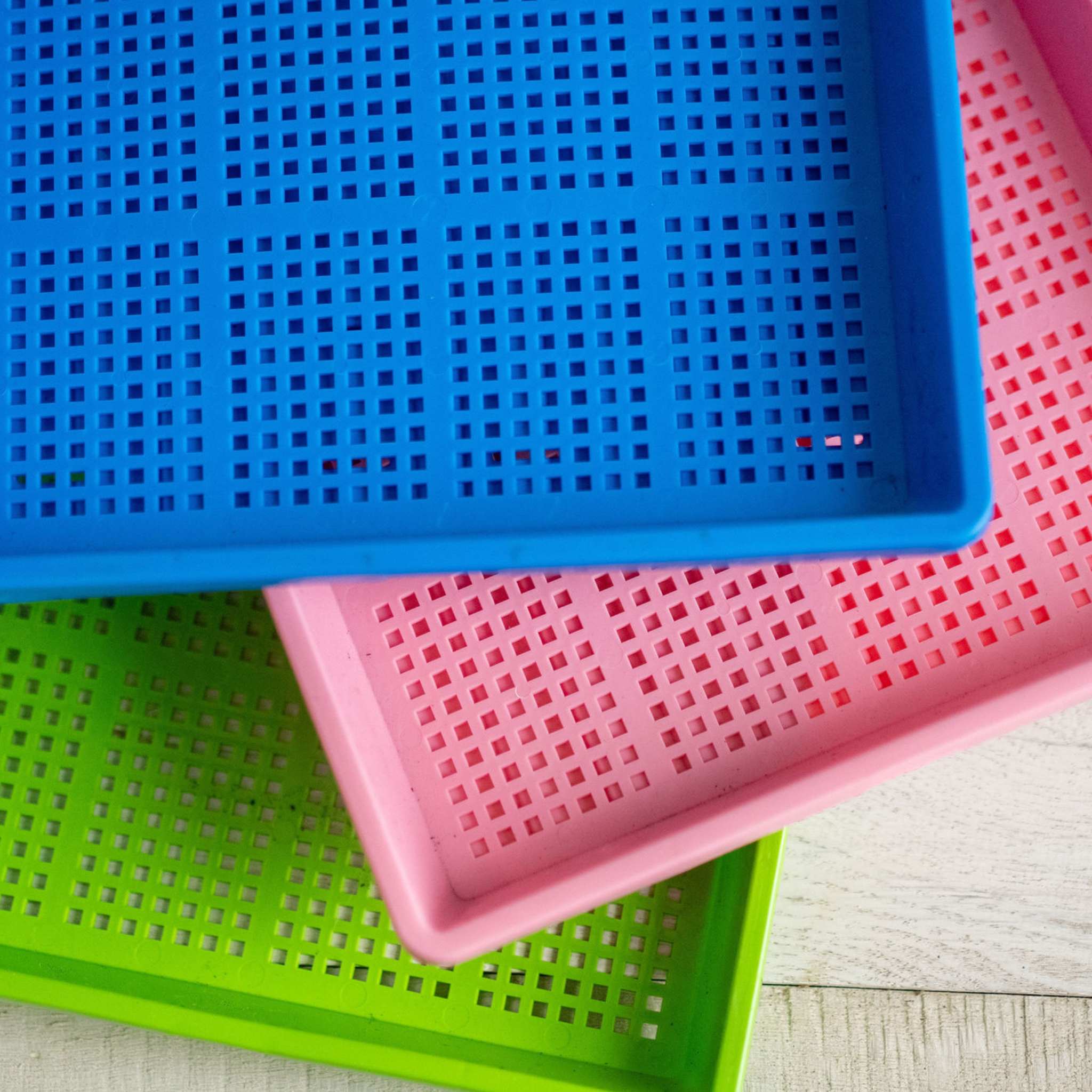 1020 Mesh Trays Shallow Extra Strength Colors -  1" Deep