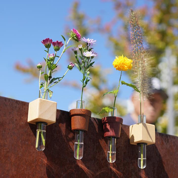 Nevada 2-Combo Wooden Magnetic Vase