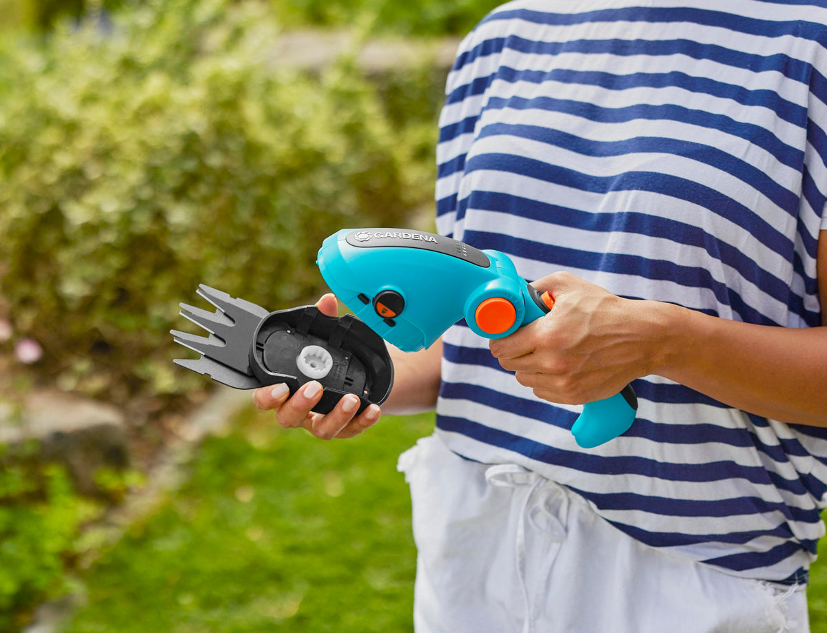 Battery Grass and Shrub Shears ComfortCut Li