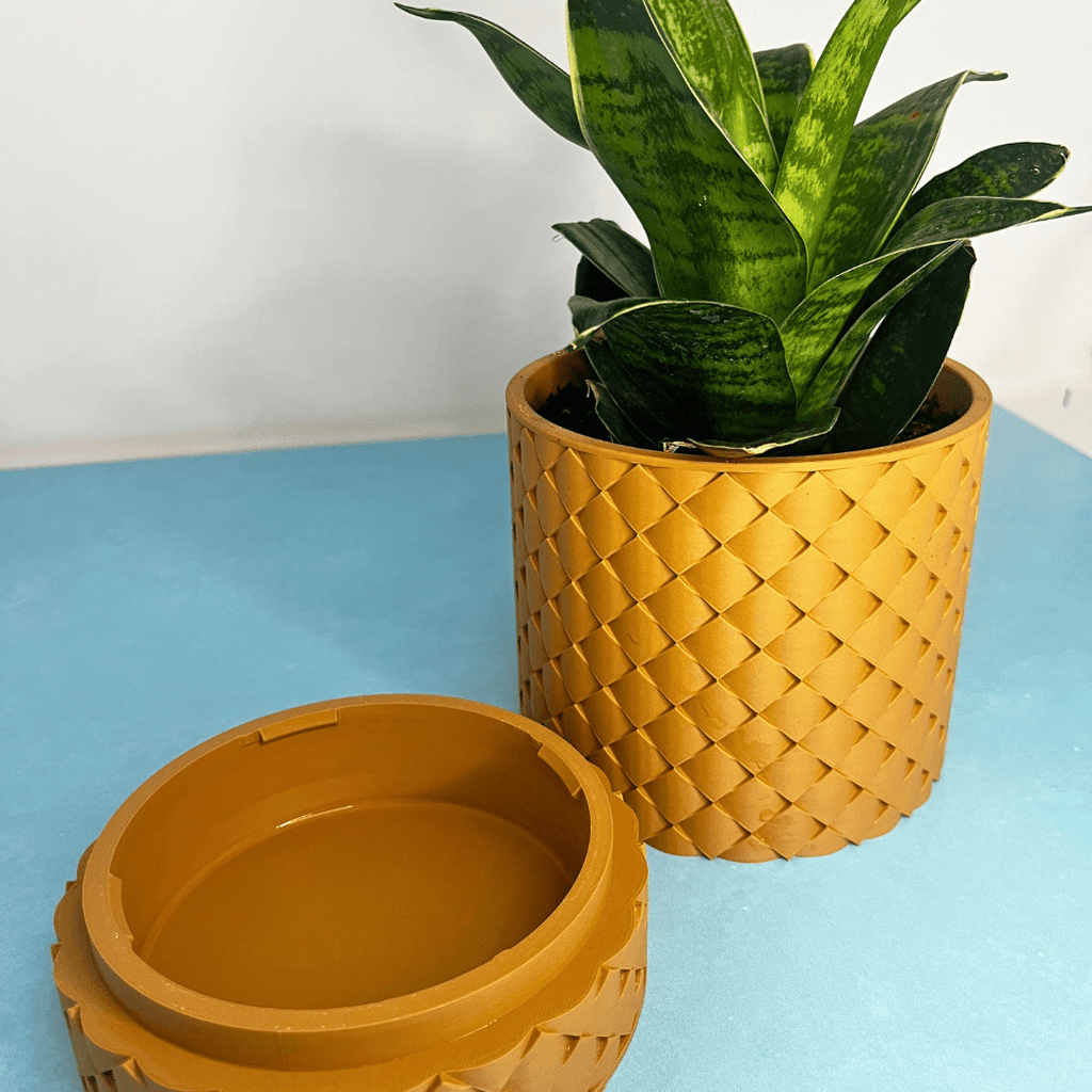 Quilted Design Wall Planter with Hidden Drip Tray | Wall Planter with Mounting Kit | Premium Collection Quilted Design