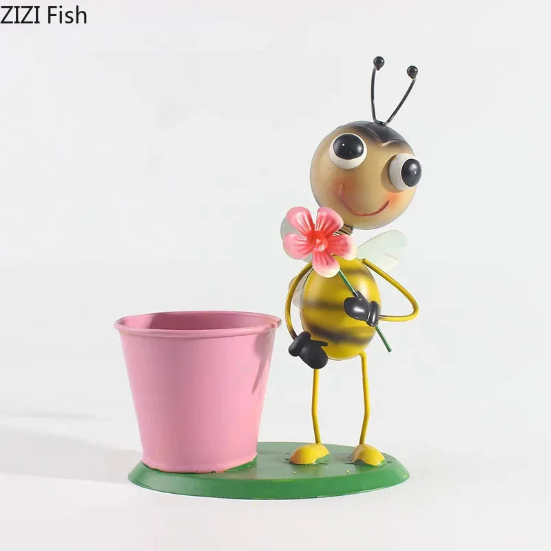 DecorBites™ Ants Gardener Vase: Creative Plant Pots for Aesthetic Room Decor