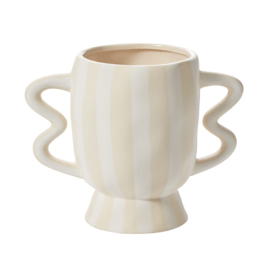 Akimbo Wavy Footed Planter
