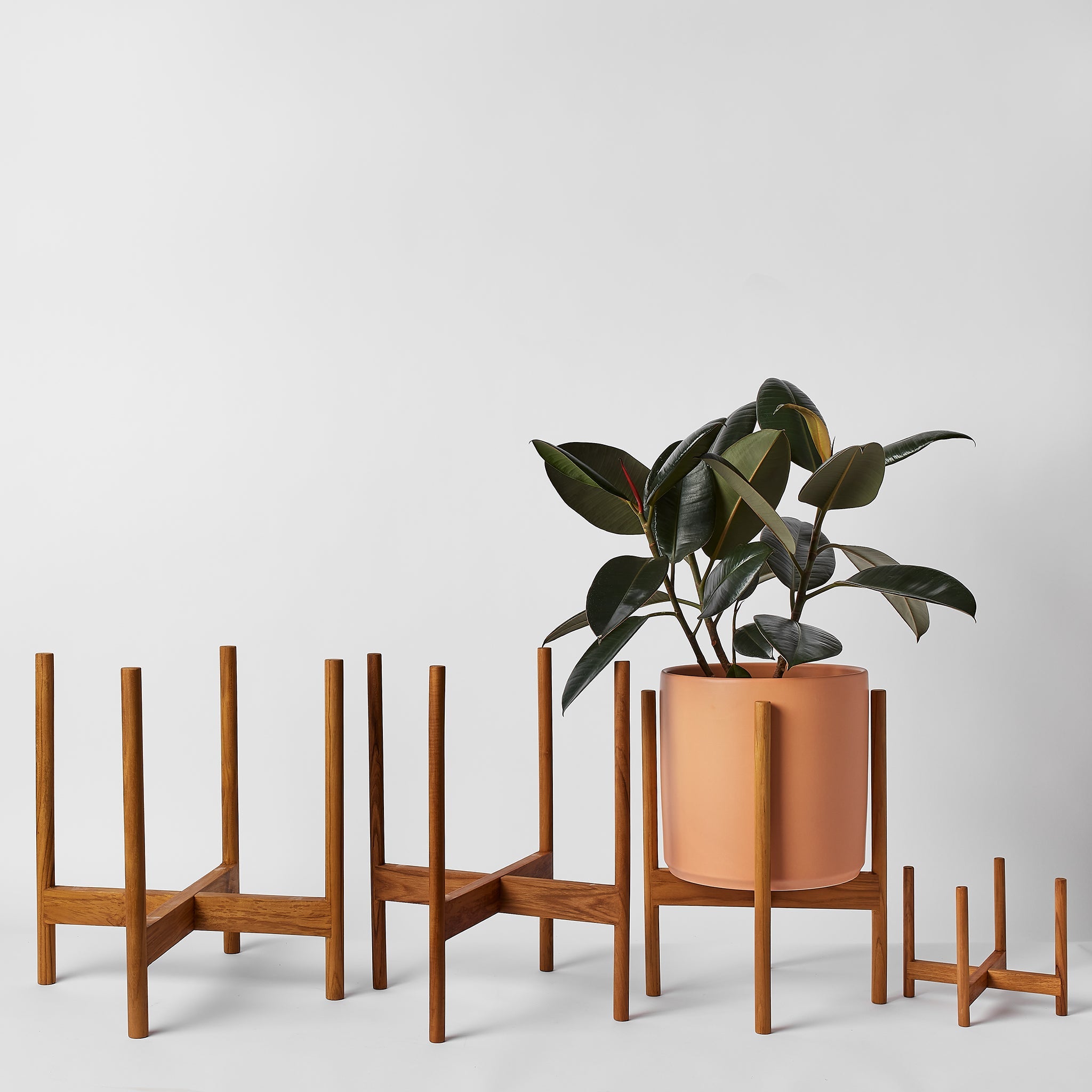 Rounded Hardwood Planter Stand