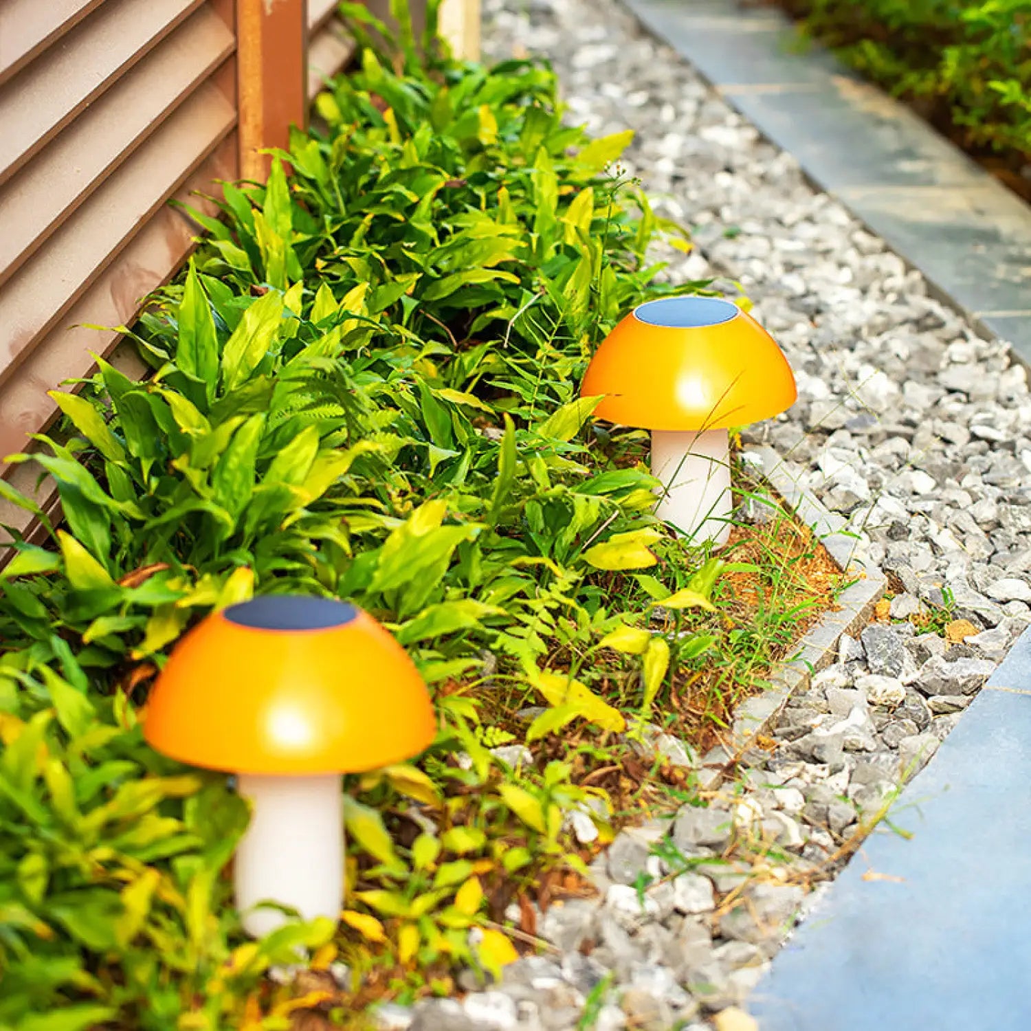 Decorative Solar Mushroom Light – Perfect for Lawn and Garden