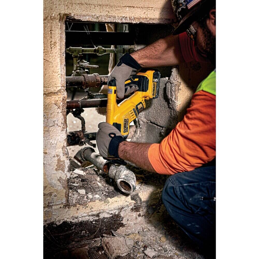 DEWALT DCS367B 20V MAX* XR Reciprocating Saw Compact (Tool Only)