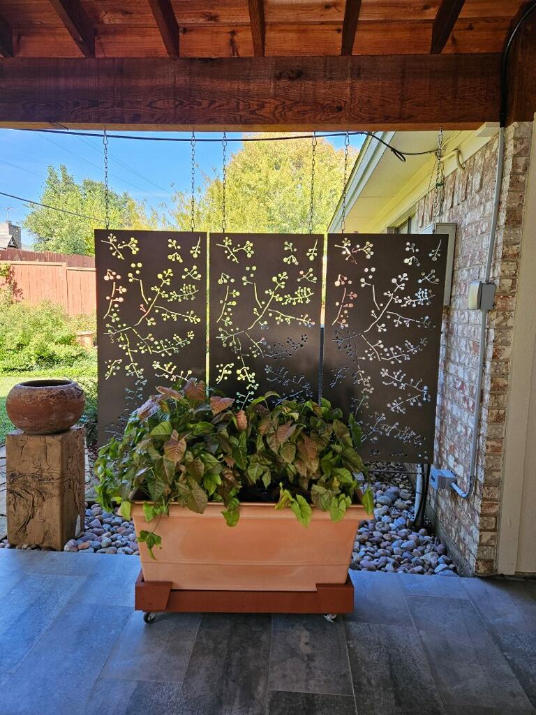 Metal Privacy Screens / Metal Wall Hanging (46" Inch)