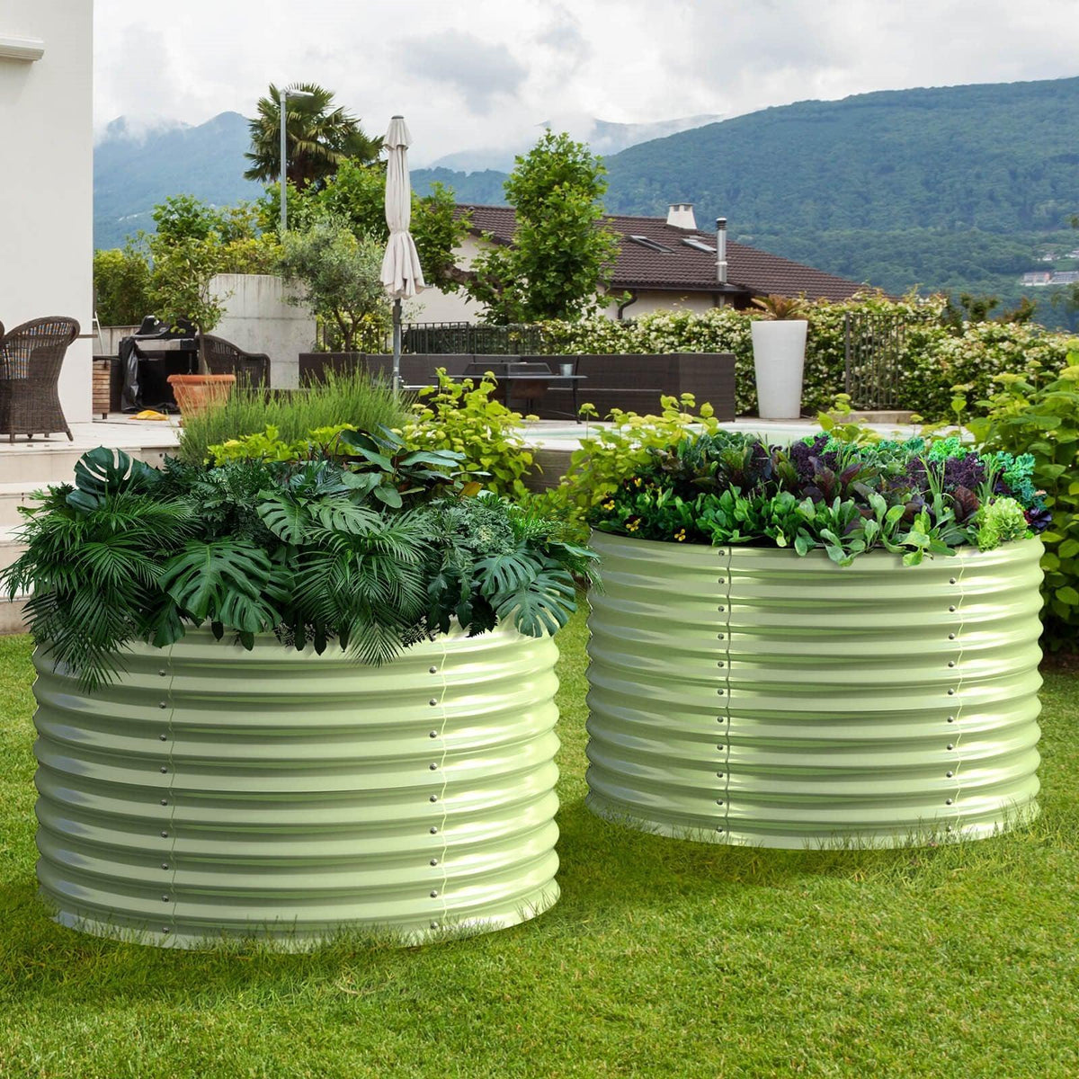 Olle Gardens 32" Tall x 42" Round Bed