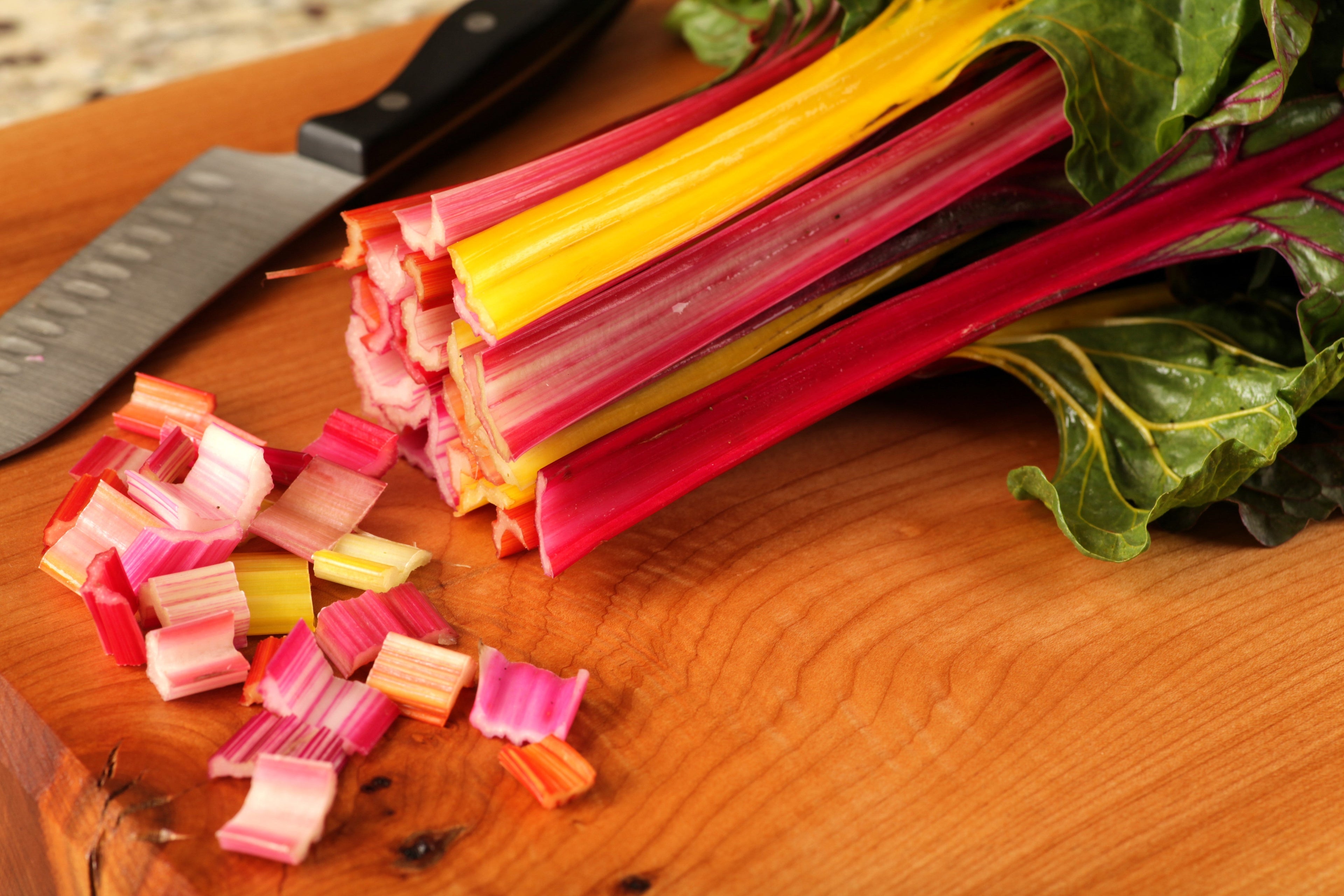 150 RAINBOW MIX SWISS CHARD Mixed Colors Beta Vulgaris Vegetable Seeds
